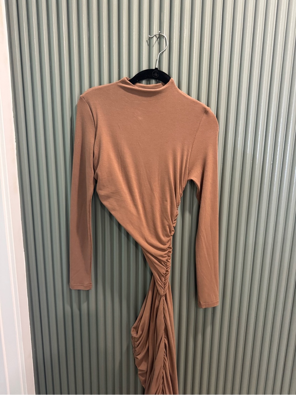 Nwt Cutout Ruched Long Sleeve Midi Dress Brown — image 2 of 8